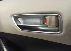 Toyota Corolla Uyumlu 2019+ Kapı Kolu İç Kaplama - Silver thumb 3
