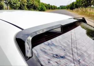 Toyota Corolla Uyumlu 2019+ Cam Üstü Spoiler (Piano Black) thumb 2