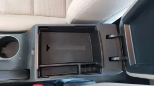 Hyundai Elantra Uyumlu 2016-2018 Orta Konsol Kutusu - Görsel 4