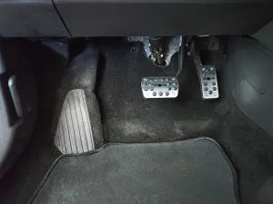 Ford Focus Uyumlu 2010-2019 Pedal Seti Siyah Yazılı Otomatik thumb 4