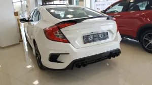 Honda Civic Uyumlu Fc5 2016-2020 Concept Model Arka Tampon Ek Piano Black Detaylı - Görsel 2