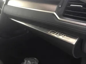 Honda Civic Uyumlu Fc5 2016-2020 Torpido Kaplama
DRS Tuning kalitesiyle tanışın! Özel olarak Honda  model araçlar için üretilen bu ürün, otomobilinizin hatların