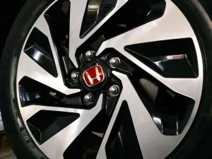 Honda Civic Uyumlu Fc5 2016-2020 Jant Göbeği ''H'' Logolu thumb 2