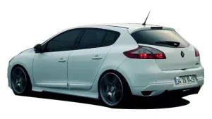 Renault Megane 2008-2016 (X95) uyumlu 3 (2009-2016) Sport Yan Marşpiyel (Plastik) modelleri Oto Aksesuar Shop'de. Kaliteli malzeme, hızlı kargo ve güvenli