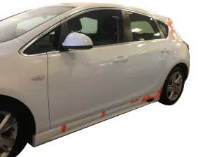 Opel Astra 2009-2015 (J) uyumlu J Hatchback - Sedan 2013 - 2015 Yan Marşpiyel (Plastik) modelleri Oto Aksesuar Shop'de. Kaliteli malzeme, hızlı kargo ve