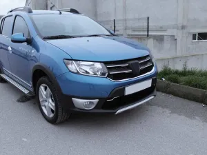Dacia Sandero Uyumlu Krom Ön Panjur 2012-2016 ArasıDRS Tuning kalitesiyle tanışın! Özel olarak Dacia  model araçlar için üretilen bu ürün, otomobilinizin hatlar