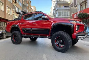 Mitsubishi L200 Uyumlu 2019 Dodik SetiDRS Tuning kalitesiyle tanışın! Özel olarak Mitsubishi  model araçlar için üretilen bu ürün, otomobilinizin hatlarına spor