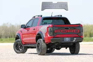 Raptor Arka Uyumlu Bagaj Kapağı (Tek Renk)DRS Tuning kalitesiyle tanışın! Özel olarak Ford  model araçlar için üretilen bu ürün, otomobilinizin hatlarına sporti