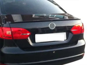 Jetta Uyumlu Spoiler İnce Model Parlak Siyah