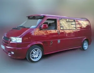 Volkswagen T4 Uyumlu Şapka Ön Cam Şapkası BoyalıDRS Tuning kalitesiyle tanışın! Özel olarak Volkswagen  model araçlar için üretilen bu ürün, otomobilinizin hatl
