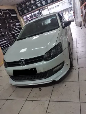 Volkswagen Polo 2009-2017 (6R) uyumlu Ön Tampon Eki Abt 2009-2014 Model Arası modelleri Oto Aksesuar Shop'de. Kaliteli malzeme, hızlı kargo ve güvenli