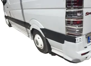 Bozdağ uyumlu Mercedes Sprinter 2007-2015 Ön Çamurluk Ağzı modelleri Oto Aksesuar Shop'de. Kaliteli malzeme, hızlı kargo ve güvenli alışverişle hemen inceleyin.