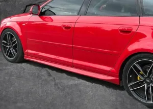 Audi A3 2012-2020 (8V) uyumlu Sedan R Yan Marşpiyel modelleri Oto Aksesuar Shop'de. Kaliteli malzeme, hızlı kargo ve güvenli alışverişle hemen inceleyin.