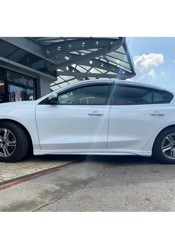 Ford Focus Uyumlu 5 Sedan Yan Marşpiyel Boyalı