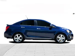 Chevrolet Aveo T300 2011-2020 2 SD Kapı Koruma Çıtası Krom