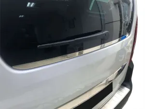 Citroen Berlingo 2 Bagaj Camı Alt Çıtası Çelik 2008-2018

	Ürün ilan başlığında ve resminde belirtildiği gibi gönderilecektir.
	Ürün siparişi verirken ilan başl