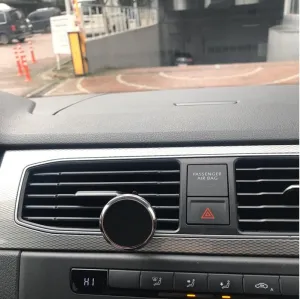 oto uzay uyumlu Mıknatıslı Telefon Tutacağı-Gümüş Çerçeveli / Syte175 modelleri Oto Aksesuar Shop'de. Kaliteli malzeme, hızlı kargo ve güvenli alışverişle