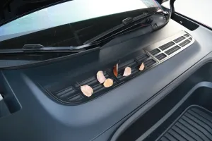 Tesla Model Y Juniper 2025 Sonrası ÖN IZGARA KORUMA - Görsel 2